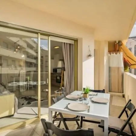 Apartment Magnifique Au Pied Des Plages Cannes