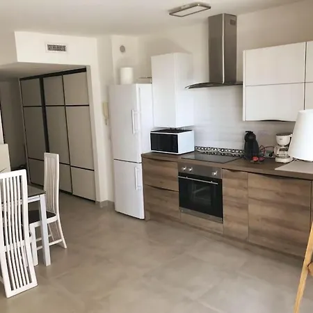 Apartment Magnifique Au Pied Des Plages Cannes